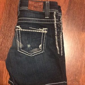 Buckle Payton shorts